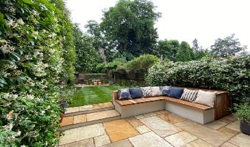 The Lawn Lounge, Chiswick: Whispers of Jasmine