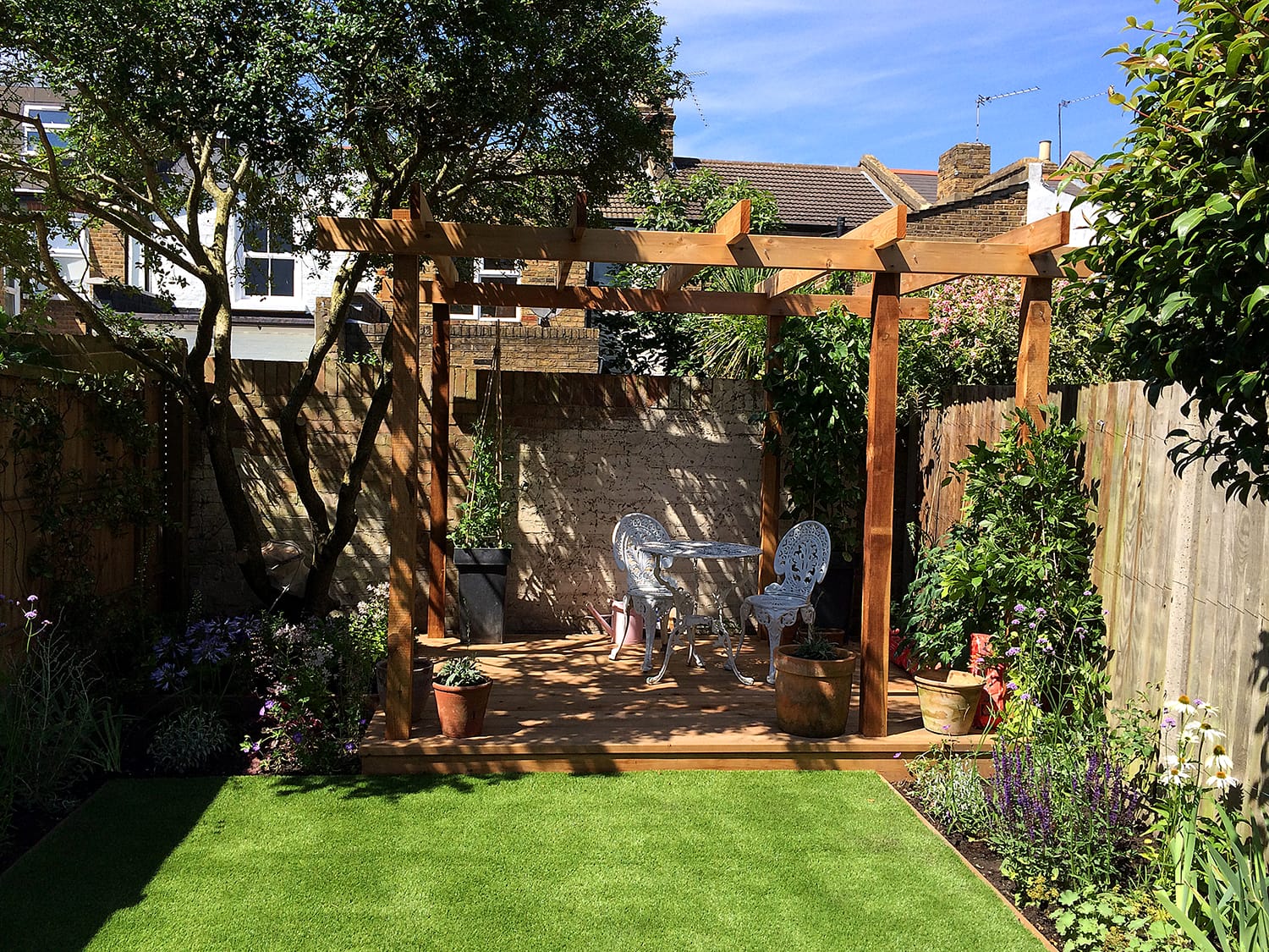 timber-pergola-simple-but-great